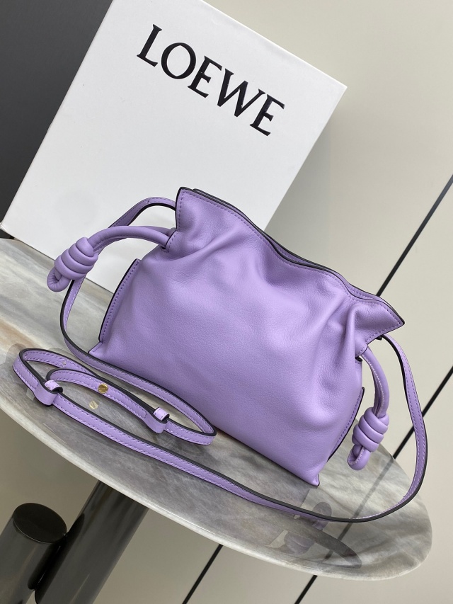 로에베 LOEWE 나파 카프스킨 플라멩코 클러치 LW0159