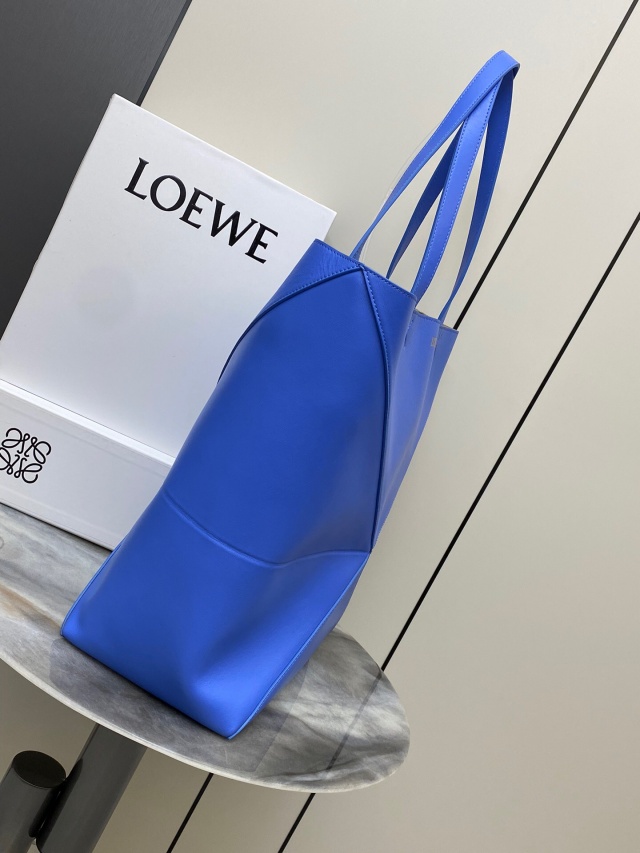 로에베 LOEWE 샤이니 카프스킨 퍼즐폴드 토트백 LW0167