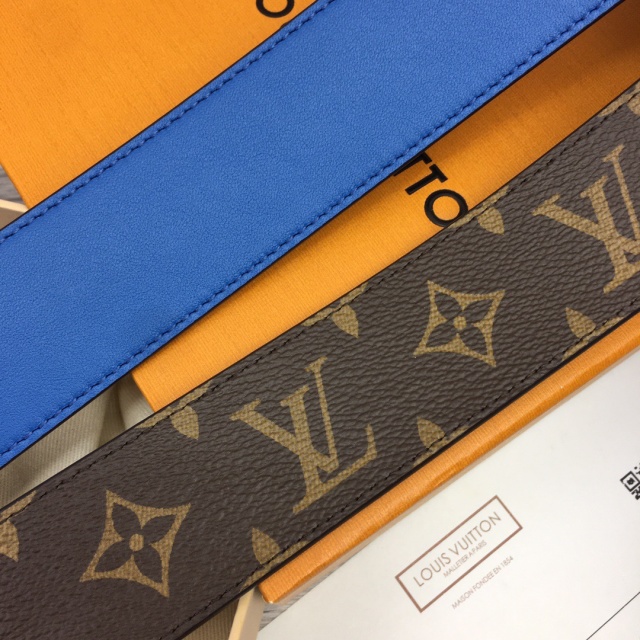 루이비통 LOUIS VUITTON  남성 벨트 LV0728