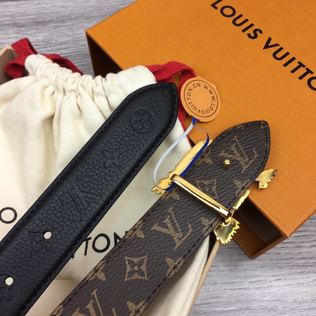 루이비통 LOUIS VUITTON  여성 벨트 LV0743