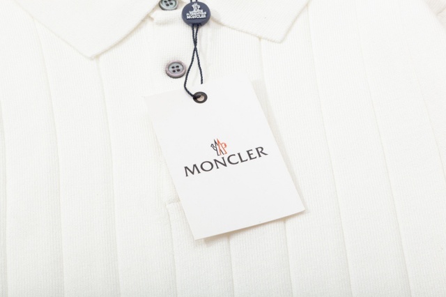 몽클레어 Moncler 남성 니트 반팔 M03082