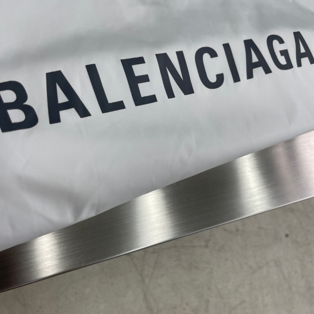 발렌시아가 Balenciaga 남성 자켓 BG1330