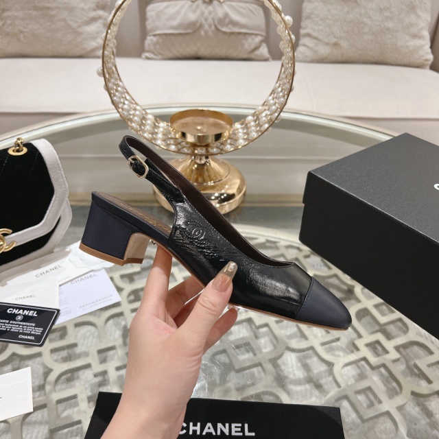 샤넬 CHANEL 여성 샌들 C01487