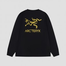 아크테릭스 ARCTERYX 남성 라운드 티셔츠 AT095