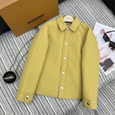 버버리 BURBERRY 여성 경량 패딩 BBR4172