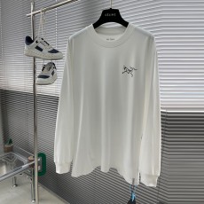 아크테릭스 ARCTERYX 남성 라운드 티셔츠 AT128