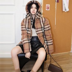 버버리 BURBERRY 여성 패딩 BBR4205