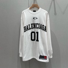 발렌시아가 Balenciaga 여성 라운드 긴팔티 BG1731