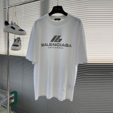 발렌시아가 Balenciaga 남성 라운드 반팔 BG1741