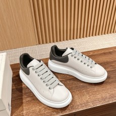 매퀸 Mcqueen 여성 스니커즈 M457