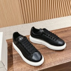 매퀸 Mcqueen 여성 스니커즈 M458