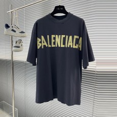 발렌시아가 Balenciaga 남성 라운드 반팔 BG1752