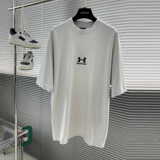 발렌시아가 Balenciaga 남성 라운드 반팔 BG1753