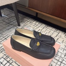 미우미우 MIUMIU 여성 로퍼 MU014798