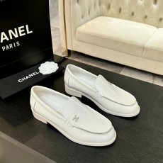 샤넬 CHANEL 여성 로퍼 C01744