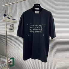 메종 마르지엘라 Maison Margiela 남성 라운드 반팔 MG292