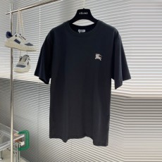 버버리 BURBERRY 남성 라운드 반팔 BBR443