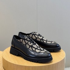 발렌티노 VALENTINO 남성 가라바니 젠틀맨 로퍼 VN1467