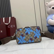 구찌 GUCCI 슈프림 크로스백 841177 GU1350