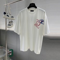 발렌시아가 Balenciaga 남성 라운드 반팔 BG1780