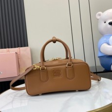 미우미우 MIUMIU 아르카디 가죽 토트백 5bb148 MU069