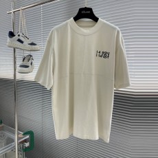 메종 마르지엘라 Maison Margiela 남성 라운드 반팔 MG300