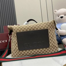 구찌 GUCCI 남성 더플백 821668 GU1380