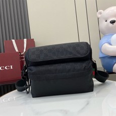 구찌 GUCCI 남성 GG 나일론 미디움 크로스백 816820 GU1384