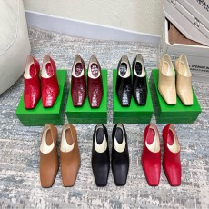 보테가 BOTTEGA VENETA 벤투라 로퍼 BV16355