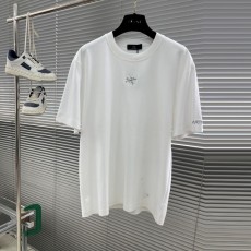 아크테릭스 ARCTERYX 남성 라운드 반팔 AT208