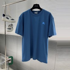버버리 BURBERRY 남성 라운드 반팔 BBR498
