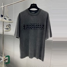 발렌시아가 Balenciaga 남성 라운드 반팔 BG1820