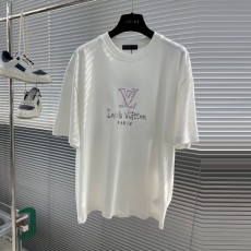 루이비통 LV 남성 라운드 반팔 LV8492