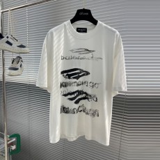 발렌시아가 Balenciaga 남성 라운드 반팔 BG1821