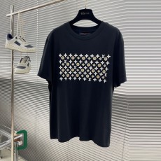 루이비통 LV 남성 라운드 반팔 LV8501
