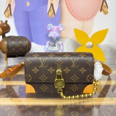 루이비통 LV 스티머 웨어러블 월릿 M14738