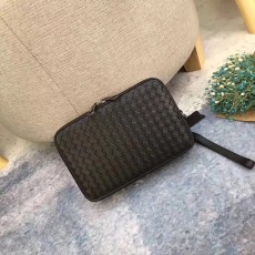 보테가 BOTTEGA VENETA 남성 클러치 BO0151