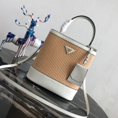 프라다 PRADA 두블레 토트백 1BA212 PR0692