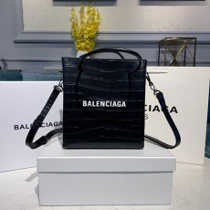 발렌시아가 Balenciaga 여성 크로스백  BC0295