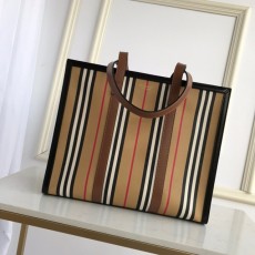 버버리 BURBERRY 쇼퍼백 BB0439