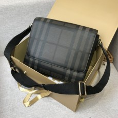 버버리 BURBERRY 체크 메신저백 BB0552