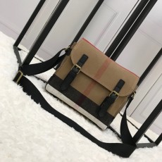 버버리 BURBERRY 메신저백 40202461 BB0555