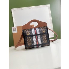 버버리 BURBERRY 캔버스 포켓백 BB0577
