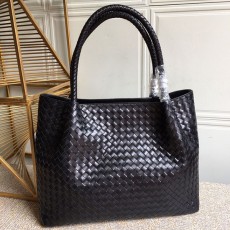 보테가 BOTTEGA VENETA 여성 토트백 BO0513