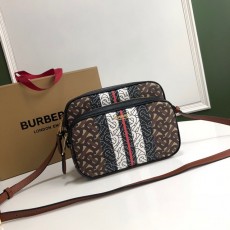 버버리 BURBERRY 크로스 바디백 BB0662