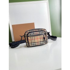 버버리 BURBERRY 크로스 바디백 BB0666