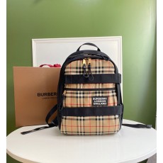 버버리 BURBERRY 남여공용 네비스 백팩 BB0655