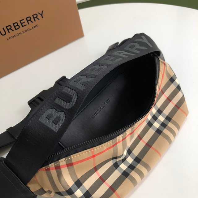 버버리 BURBERRY 남여공용 범백 BB0774