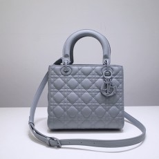 디올 DIOR 미디엄 레이디백  DR370