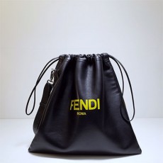 펜디 FENDI 팩 미디움 파우치 FD0678